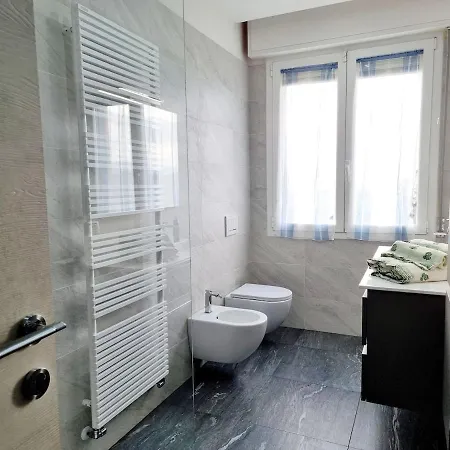 Appartamento Attico Albachiara - Vicino Al Centro Ed Al Mare *